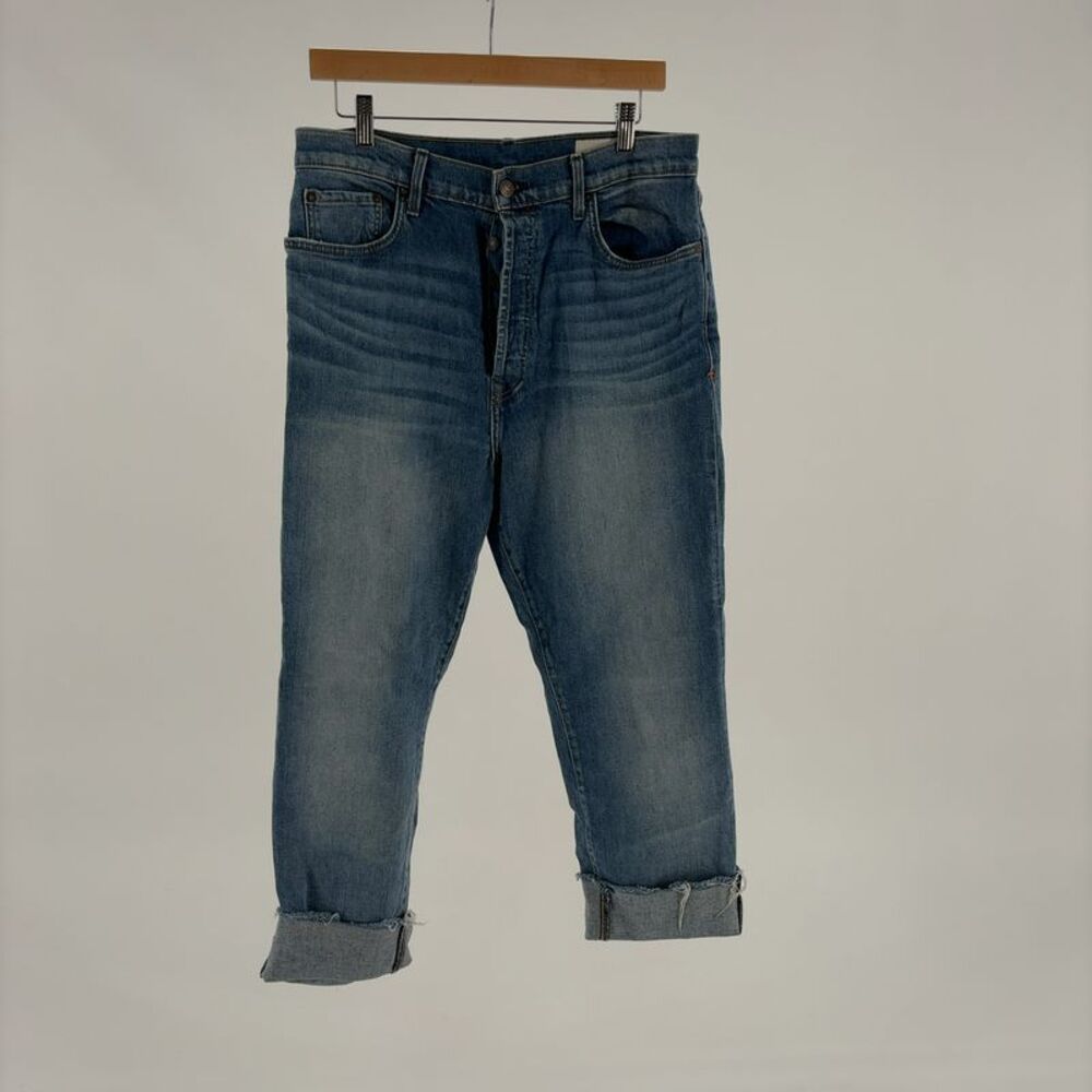 imogene + willie Distressed Light Blue Cropped Jeans